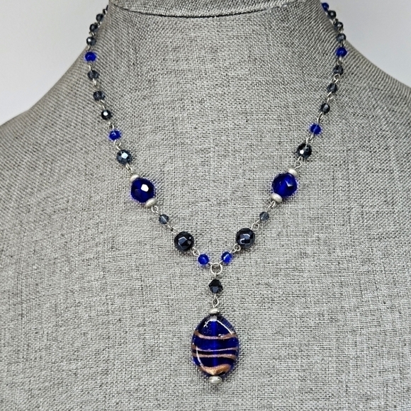 VINTAGE Italian Glass Gold and old Swirl Beaded Pendant Necklace - Picture 1 of 5